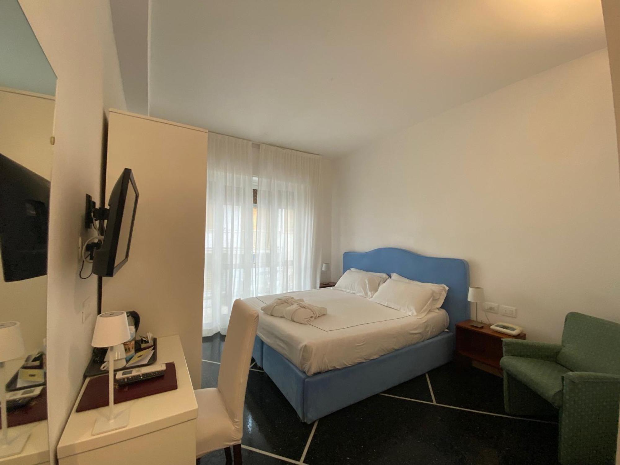 Hotel Internazionale Finale Ligure Exteriör bild