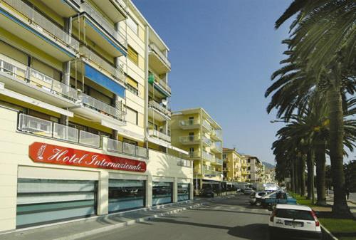 Hotel Internazionale Finale Ligure Exteriör bild