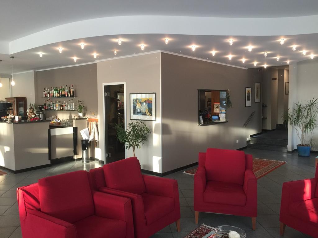 Hotel Internazionale Finale Ligure Exteriör bild