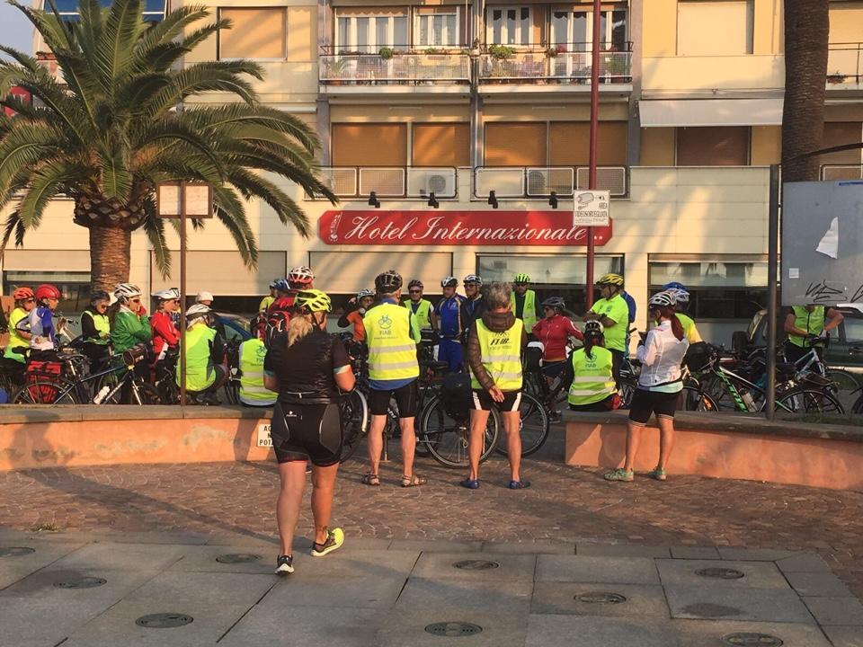 Hotel Internazionale Finale Ligure Exteriör bild